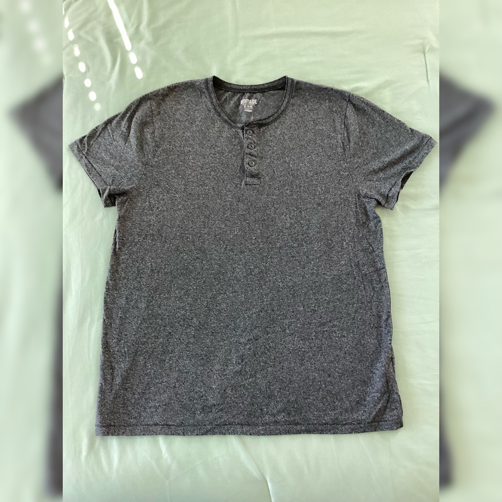 Old Navy Vintage Henley Tee • Charcoal Gray • XL